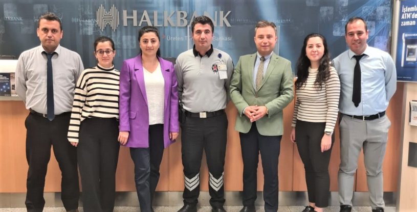 EVREN, HALKBANK DOĞU KÜÇÜK SANAYİİ ŞUBESİNİ ZİYARET ETTİ