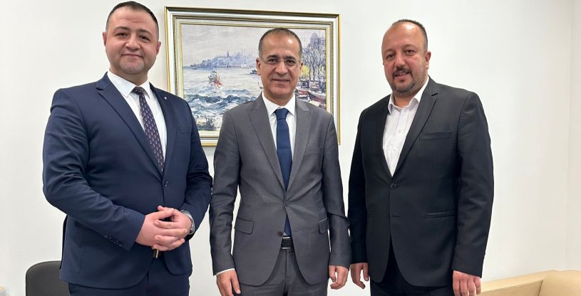 AKÜLKÜ, ZİRAAT BANKASI AFYONKARAHİSAR BÖLGE BAŞKANI BİÇEN'E 'HAYIRLI OLSUN' ZİYARETİNDE BULUNDU
