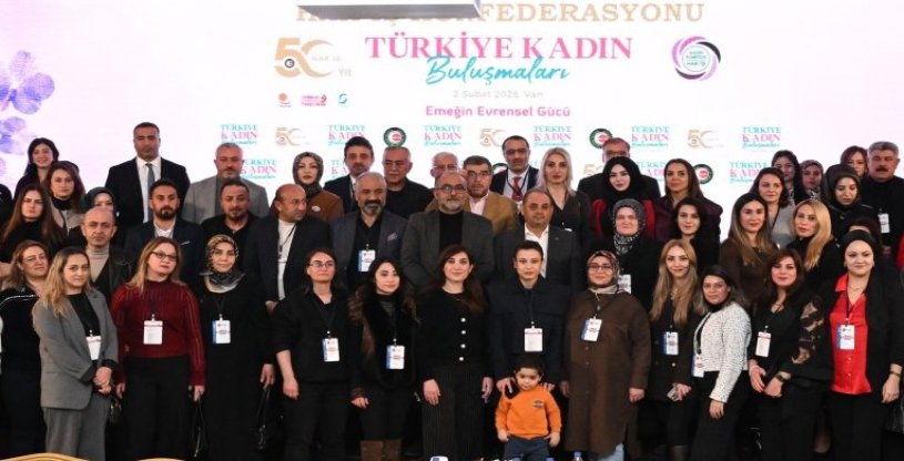 ALPARSLAN İLE YÜCE, HAK-İŞ TÜRKİYE KADIN BULUŞMALARI VAN PROGRAMINA KATILDI