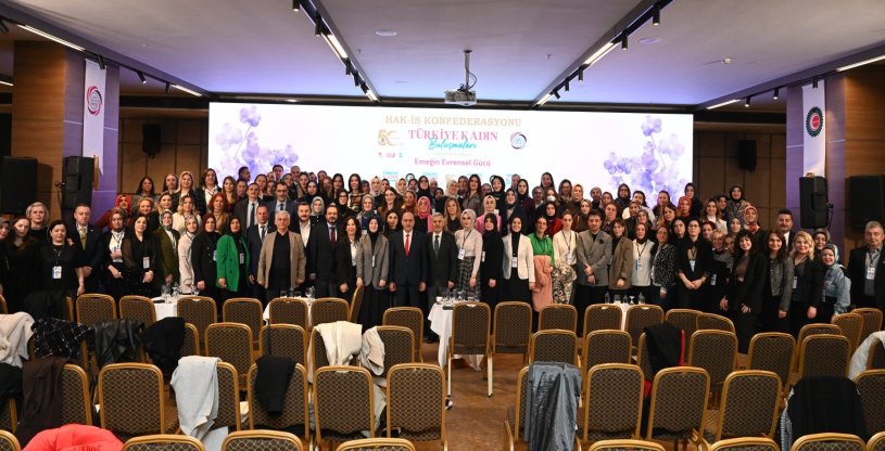 ÖZAĞCI İLE SAVAŞ, HAK-İŞ TÜRKİYE KADIN BULUŞMALARI TRABZON PROGRAMINA KATILD