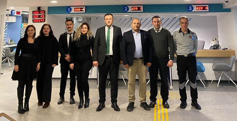 DOĞAN, ZİRAAT VE HALK BANKASI AYANCIK, DİKMEN VE GERZE ŞUBELERİNİ ZİYARET ETTİ