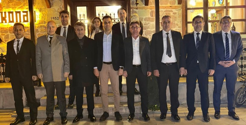 YİĞİT, ZİRAAT BANKASI BÖLGE BAŞKANI KIZILOK, HALKBANK KOORDİNATÖRÜ GÖKÇE, T.H.E. BÖLGE BAŞKANI BOĞA VE MÜDÜRLERLE İFTAR YAPTI