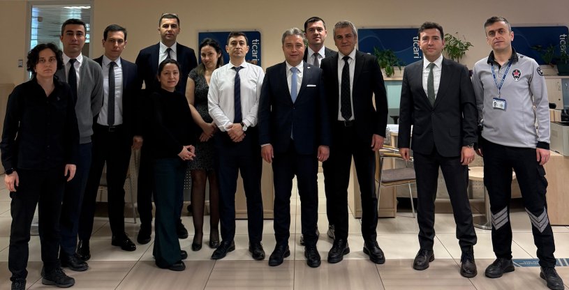 EVREN, ZİRAAT BANKASI BAYRAMPAŞA TİCARİ VE HALKBANK BAYRAMPAŞA TİCARİ İLE ULUYOL CADDE ŞUBELERİNİ ZİYARET ETTİ