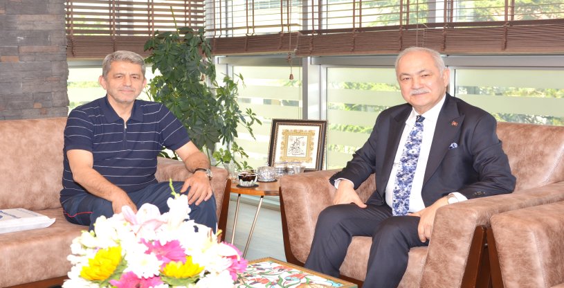 OSMANİYE ESKİ BELEDİYE BAŞKANI KARA, GENEL BAŞKANIMIZ EROĞLU'NA NEZAKET VE GEÇMİŞ OLSUN ZİYARETİNDE BULUNDU