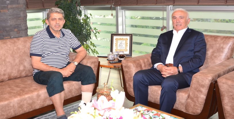 TARIM KREDİ GENEL MÜDÜRÜ AYDIN, GENEL BAŞKANIMIZ EROĞLU'NA NEZAKET VE GEÇMİŞ OLSUN ZİYARETİNDE BULUNDU