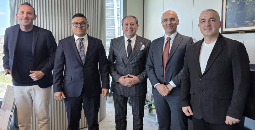 GÜVEN, İFM'DE HALKBANK GRUP BAŞKANI BEKDUR'U, DAİRE BAŞKANLARI VE BÖLÜM MÜDÜRLERİNİ ZİYARET ETTİ