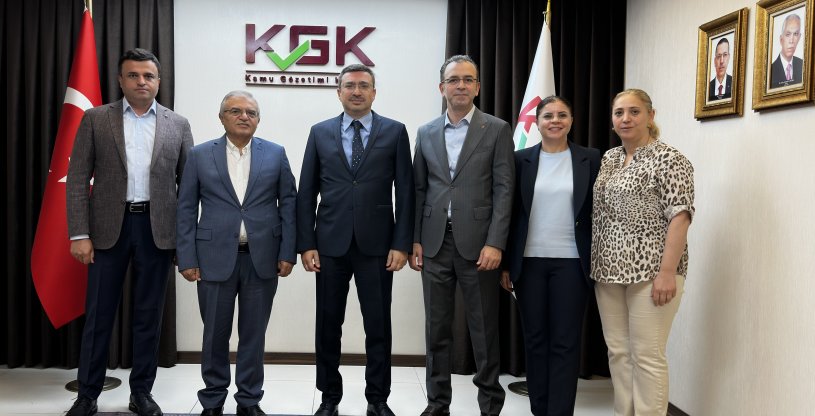 KGK BAŞKANI DR. GÖNÜL'E 'HAYIRLI OLSUN' ZİYARETİNDE BULUNULDU