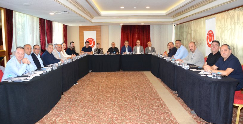 GENEL BAŞKANIMIZ EROĞLU, BÖLGE BAŞKANLARIMIZLA İSTİŞARE TOPLANTISI YAPTI