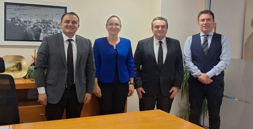 BOZKURT, ZİRAAT VE HALK BANKASI BALÇOVA ŞUBELERİNİ ZİYARET ETTİ