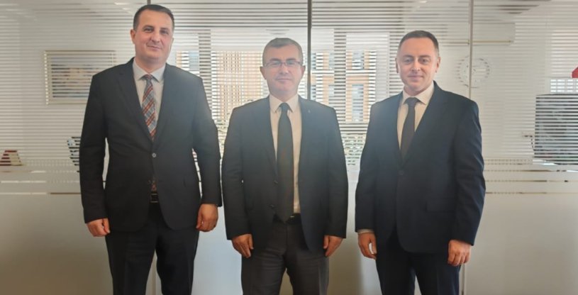 ÖZAĞCI, ZİRAAT BANKASI RİZE BÖLGE BAŞKANI AKDENİZ'İ ZİYARET ETTİ