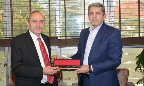 ÖZ SAĞLIK İŞ GENEL BAŞKANI SERT, GENEL BAŞKANIMIZ EROĞLU'NA HAYIRLI OLSUN ZİYARETİNDE BULUNDU