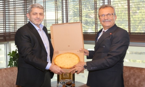 ELLEK BELEDİYE BAŞKANI YEŞİLDEMİR, GENEL BAŞKANIMIZ EROĞLU'NA HAYIRLI OLSUN ZİYARETİNDE BULUNDU