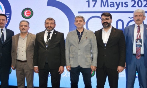 GENEL BAŞKANIMIZ EROĞLU, MEDYA İŞ SENDİKASI GENEL KURULUNDA DİVAN BAŞKANLIĞI YAPTI